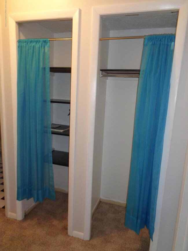 jolly closets