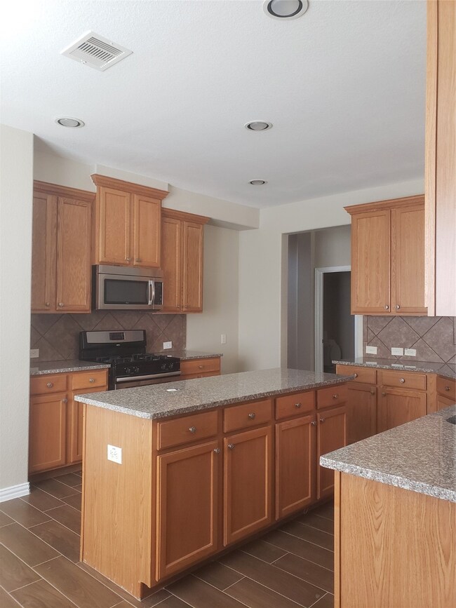 6210 Patridge Dr, Pearland, TX 77584 - photo 4