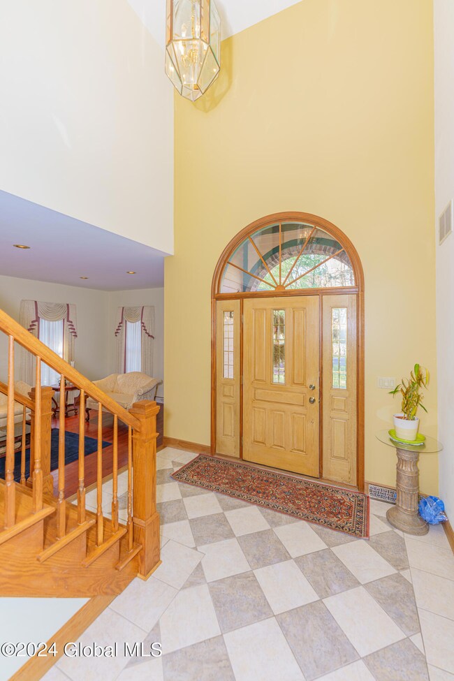 41 Oak Tree Ln, Schenectady, NY 12309 - photo 5