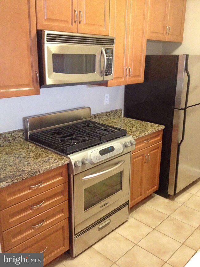 Atlas unit 510, Washington, DC 20037 - photo 4