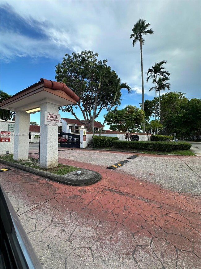 7555 SW 153rd Place unit 20610, Miami, FL 33193 - photo 2