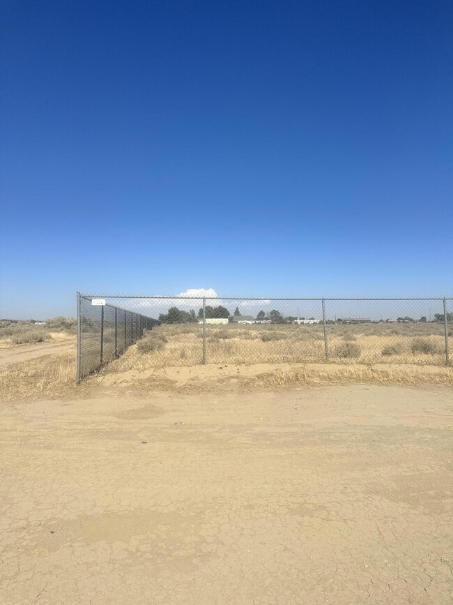 0000 W Ave, Rosamond, CA 93560 - photo 7