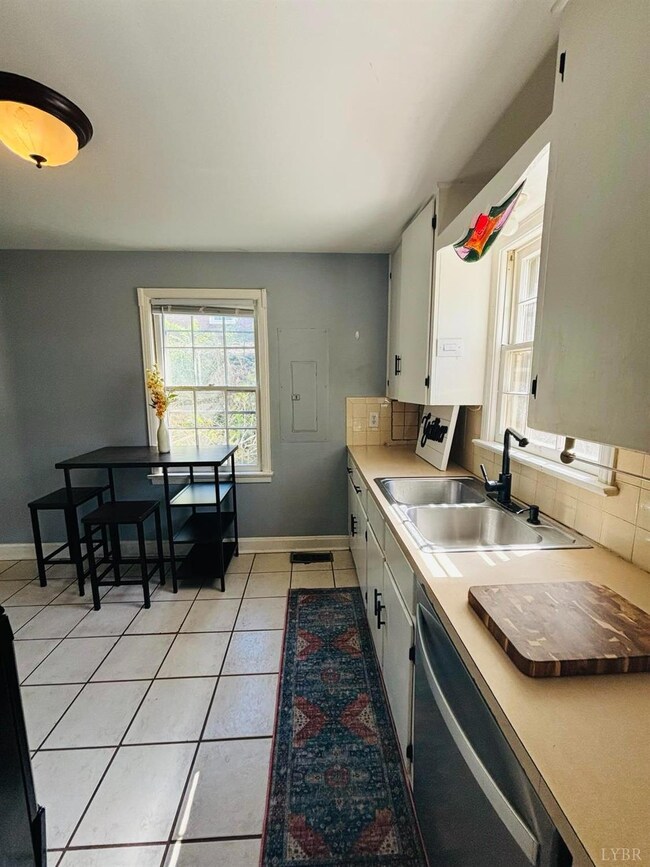 128 River Rd, Waynesboro, VA 22980 - photo 7