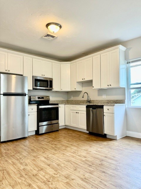 345 Willard Ave, Providence, RI 02907 - photo 6