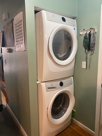 449 W Fourth St unit 1, Boston, MA 02127 - photo 5