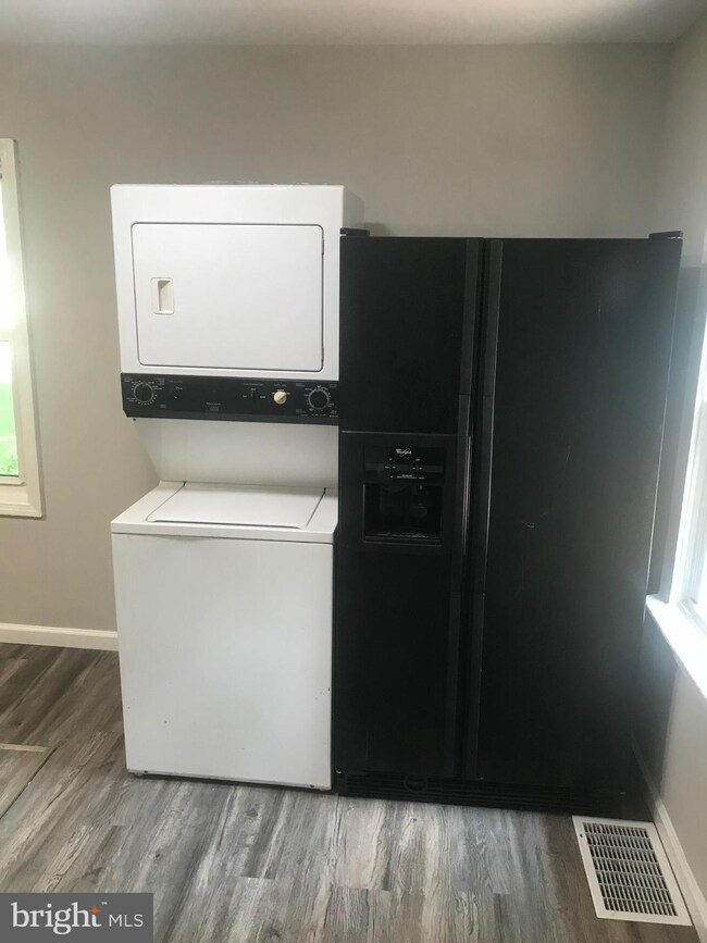 53 E Buttonwood Ave, Pine Hill, NJ 08021 - photo 7