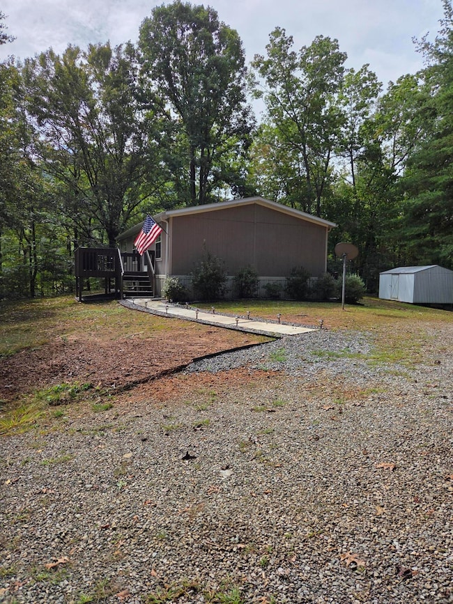 2031 Lone Ivy Rd, Stuart, VA 24171 - photo 4