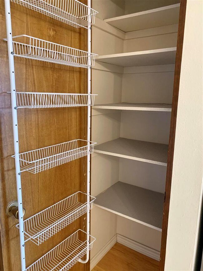 102 E B Ave, Cache, OK 73527 - photo 7