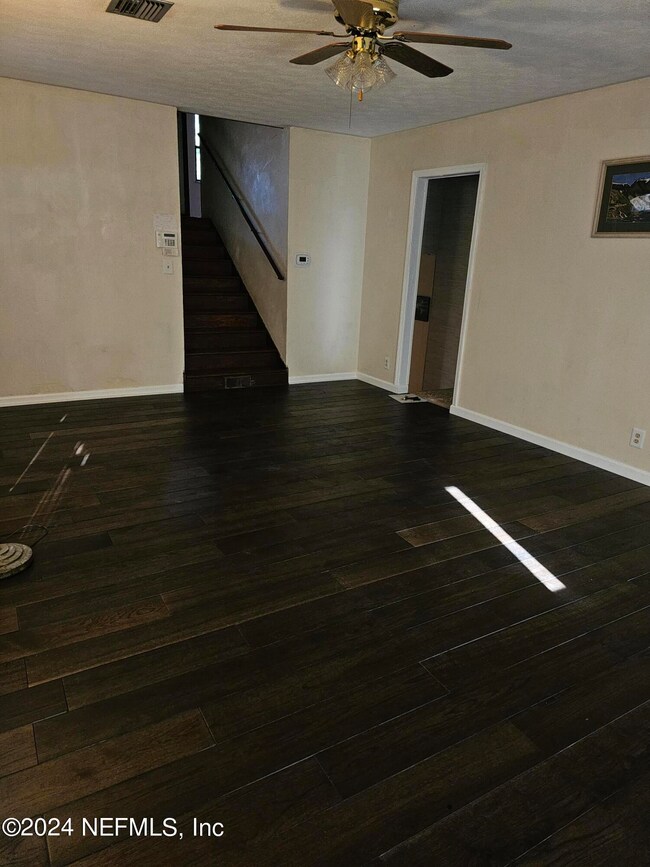 7608 Hare Ave, Jacksonville, FL 32211 - photo 4