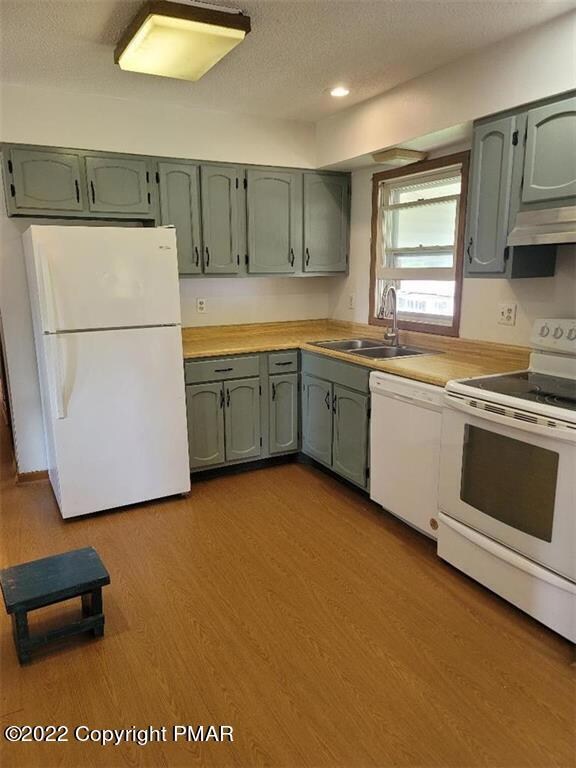 1495 Koch Rd, Kunkletown, PA 18058 - photo 3