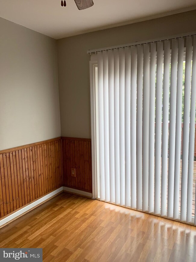 10630 Winfield Loop, Manassas, VA 20109 - photo 5