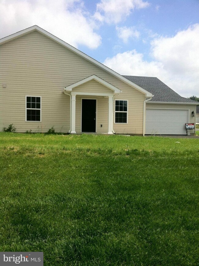 3252 Portrait Way, Chambersburg, PA 17202 - photo 2