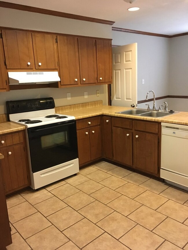 4115 Clinton Way E, Augusta, GA 30907 - photo 4