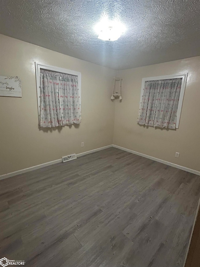 720 N 20th St, Denison, IA 51442 - photo 4