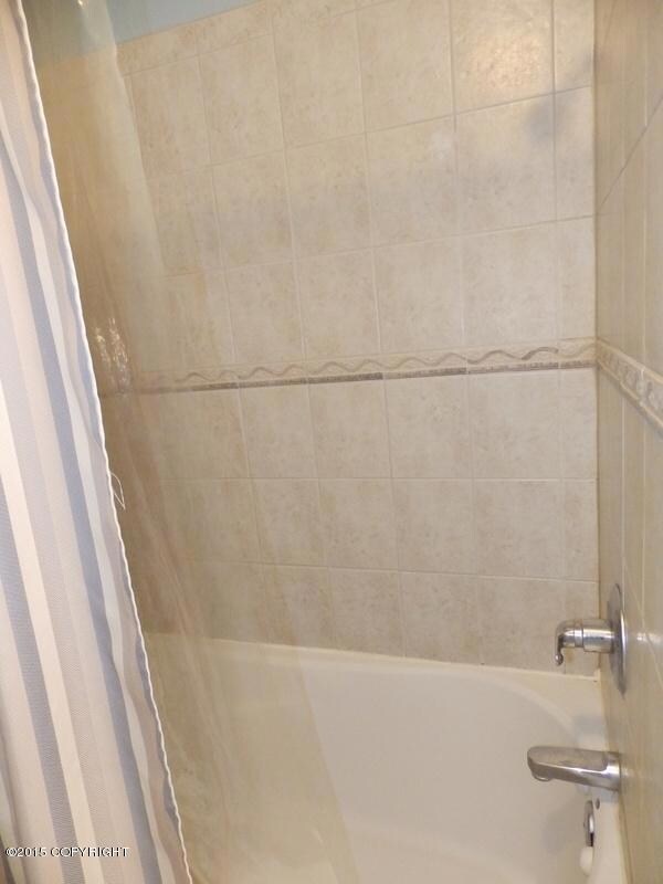Deep Shower & Tub