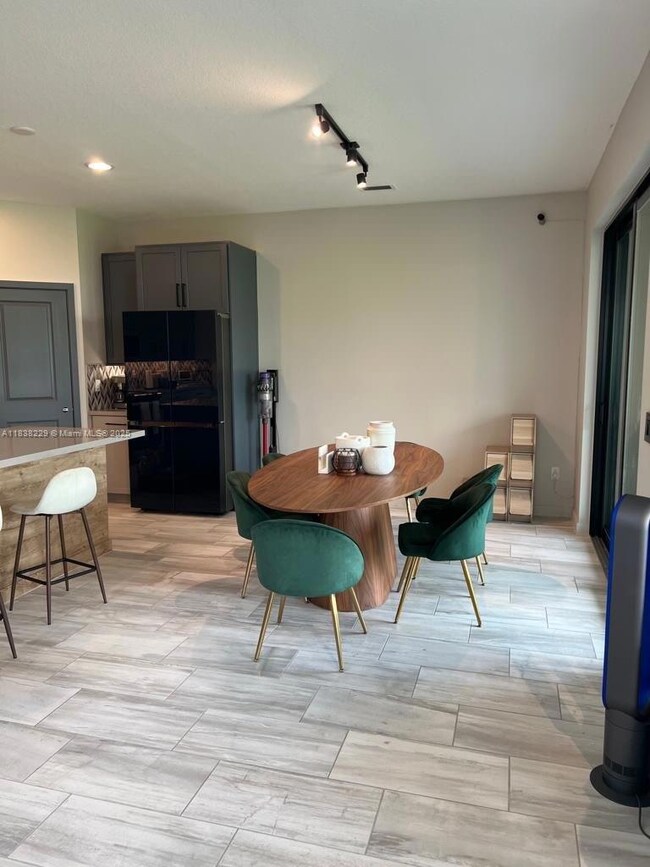 8813 Antarus Dr unit 8813, Lake Worth, FL 33467 - photo 3