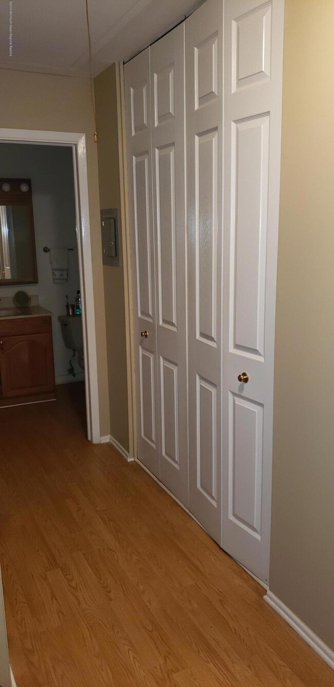 Coat closet