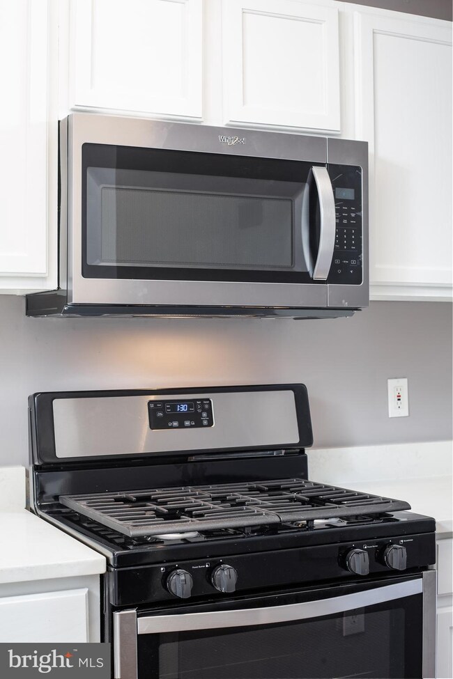 6510 Lake Park Dr, Greenbelt, MD 20770 - photo 6