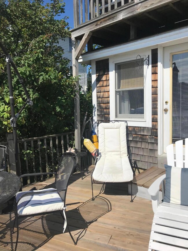 39 Union St unit 2, Boothbay Harbor, ME 04538 - photo 4