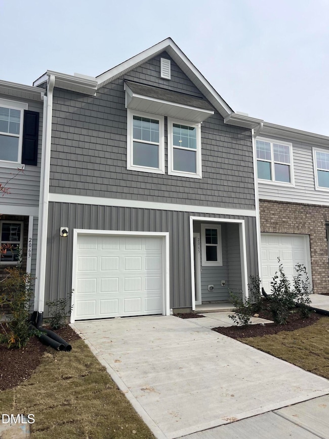 2065 Glen Crossing Dr, Durham, NC 27704 - photo 2