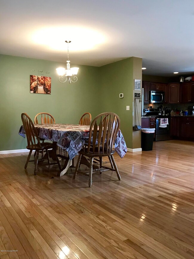 138 Shafer Dr, Chestnuthill Township, PA 18322 - photo 5