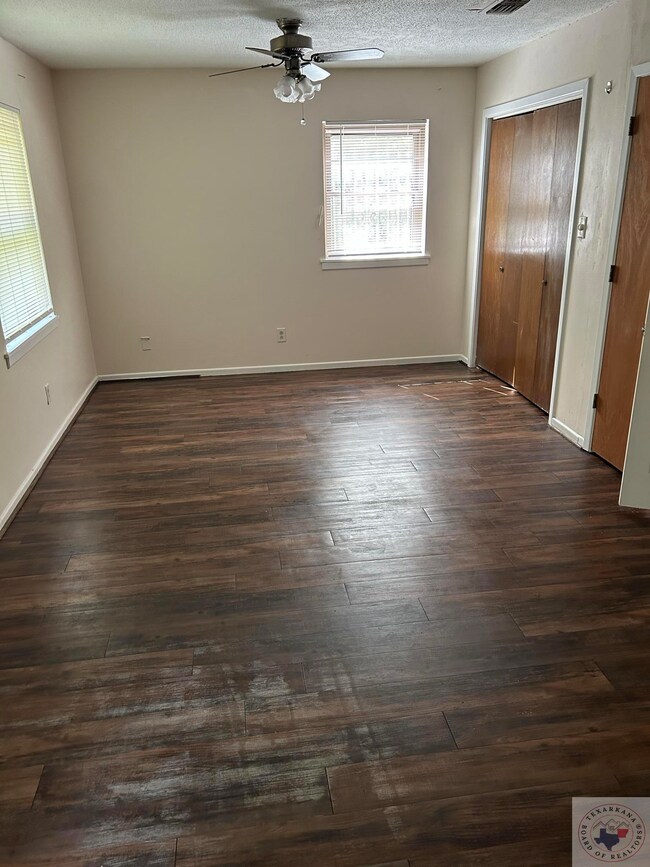 1701 Waverly Dr, Texarkana, TX 75501 - photo 6