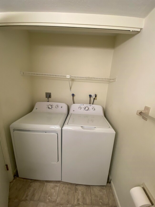 4 Hawkstead Hollow unit U7, Nashua, NH 03063 - photo 7