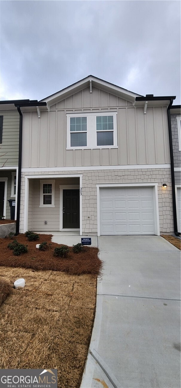 303 Hynes Dr, Villa Rica, GA 30180 - photo 2