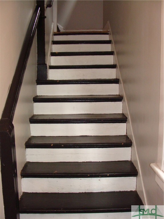 607 W 44th St, Savannah, GA 31405 - photo 2