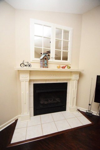 Living Rm F/P