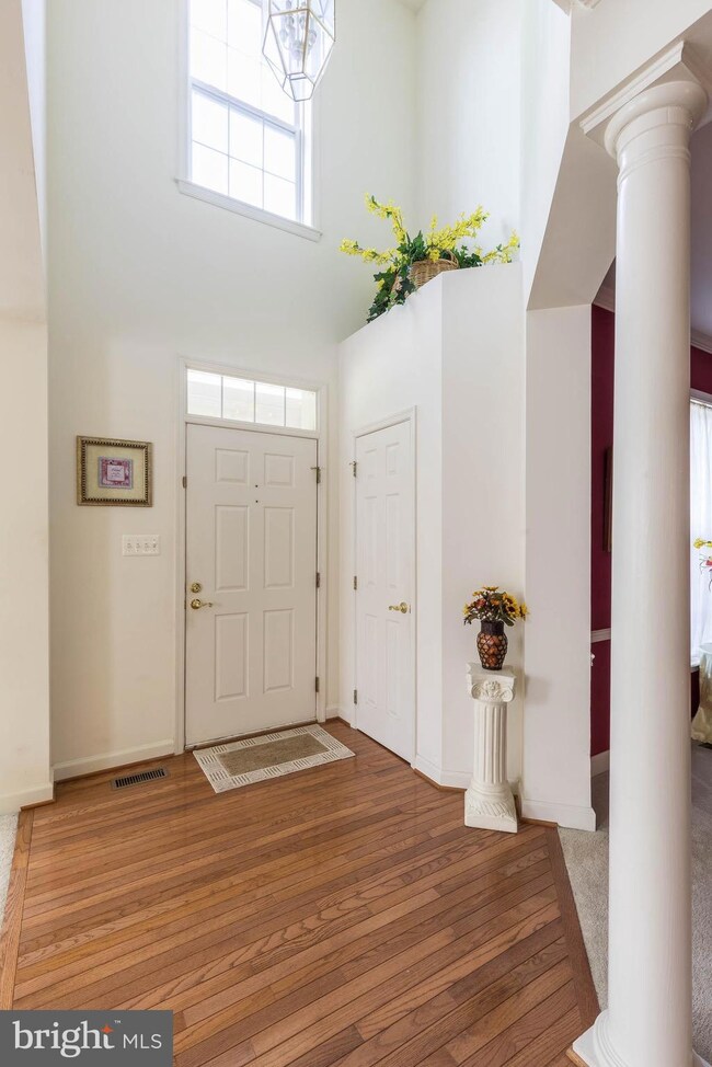 46821 Northbrook Way, Sterling, VA 20164 - photo 2