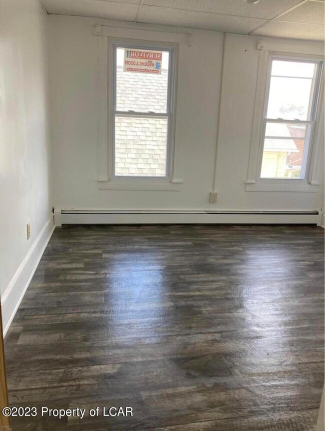 38 E Liberty St, Wilkes-Barre, PA 18706 - photo 4