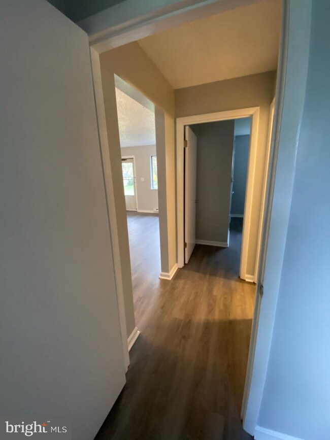 111 Perth Way unit 1, Shepherdstown, WV 25443 - photo 3