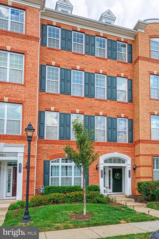 23560 Buckland Farm Terrace, Ashburn, VA 20148 - photo 2