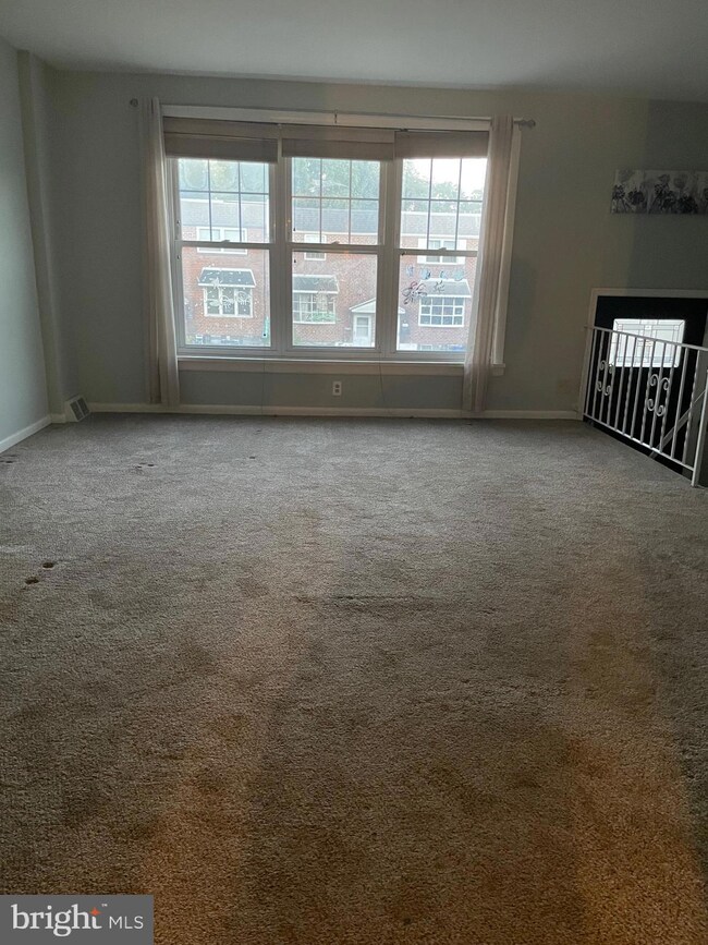 2854 Tremont St, Philadelphia, PA 19136 - photo 2