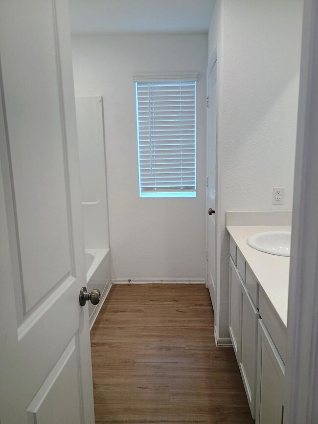 19320 Villa Mesa Dr, New Caney, TX 77357 - photo 7