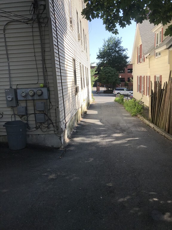 46 Grand St, Worcester, MA 01610 - photo 2