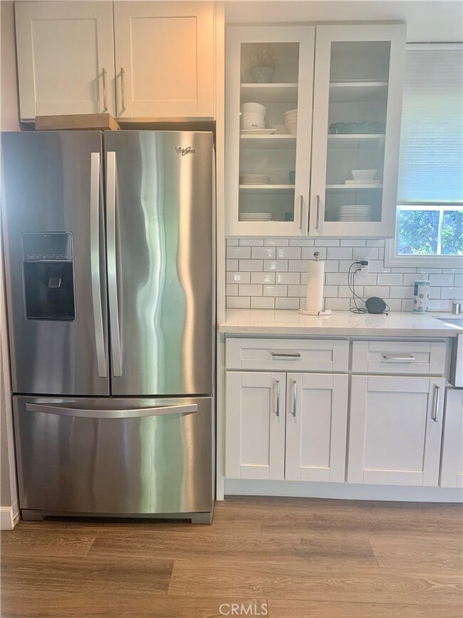 20759 Clark St, Woodland Hills, CA 91367 - photo 6