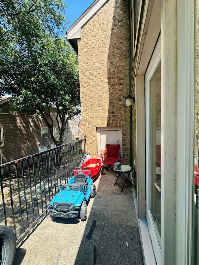 9837 Walnut St unit S202, Dallas, TX 75243 - photo 5