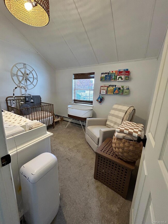 800 S 6th St, Lindenhurst, NY 11757 - photo 4