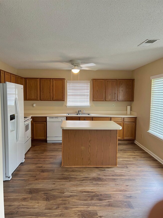 6911 Show Boat Ln, Cordova, TN 38018 - photo 4