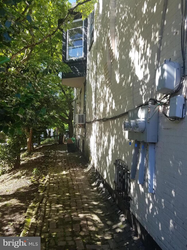 310 Oley St, Reading, PA 19601 - photo 3