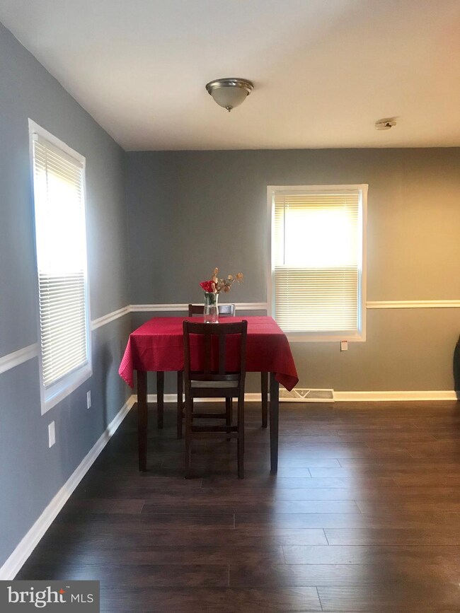 9333 Fontana Dr, Lanham, MD 20706 - photo 4