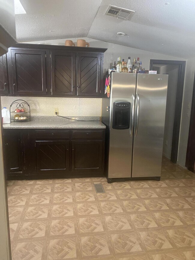 503 Agua Rica, El Paso, TX 79928 - photo 5