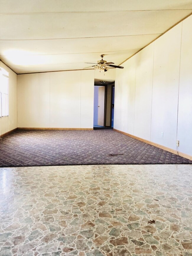 858 Bellows Mill Rd, Harrodsburg, KY 40330 - photo 5