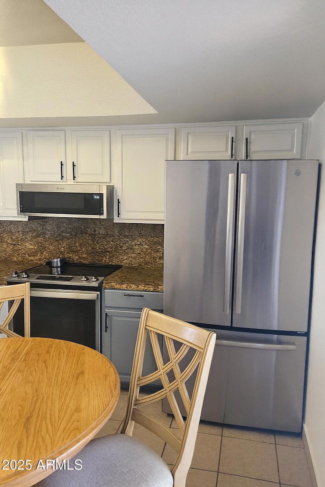 2838 E Beck Ln unit 2, Phoenix, AZ 85032 - photo 3