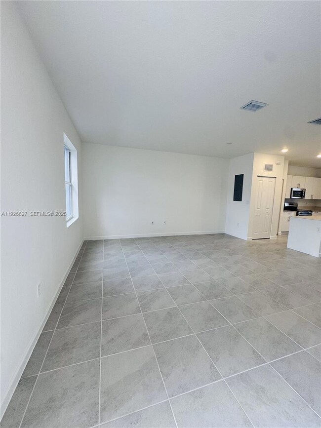 243 NE 11th St unit 243, Homestead, FL 33030 - photo 7