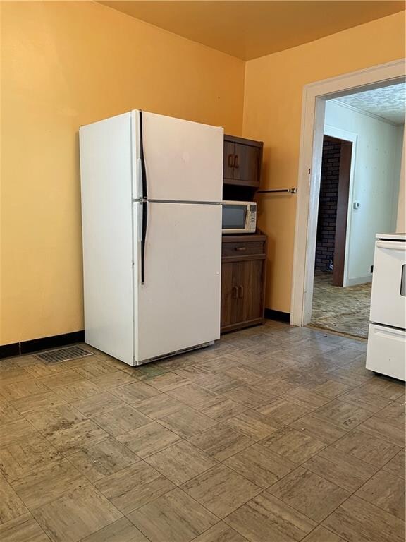 51 N 8th Ave, Beech Grove, IN 46107 - photo 5