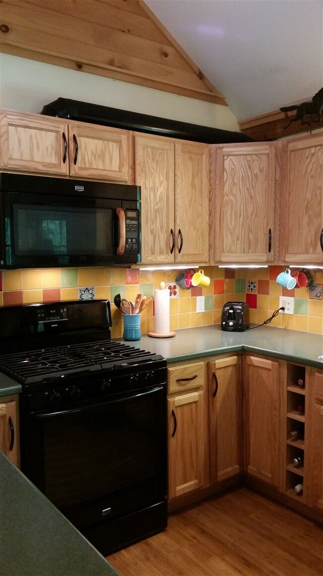 180 Canaan St, Canaan, NH 03741 - photo 5