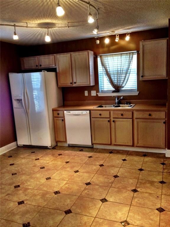 4069 Regina Coeli Ct, Marrero, LA 70072 - photo 7